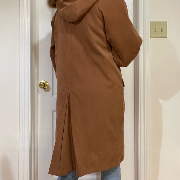 Vintage Winter Coat - Picture 4 of 14